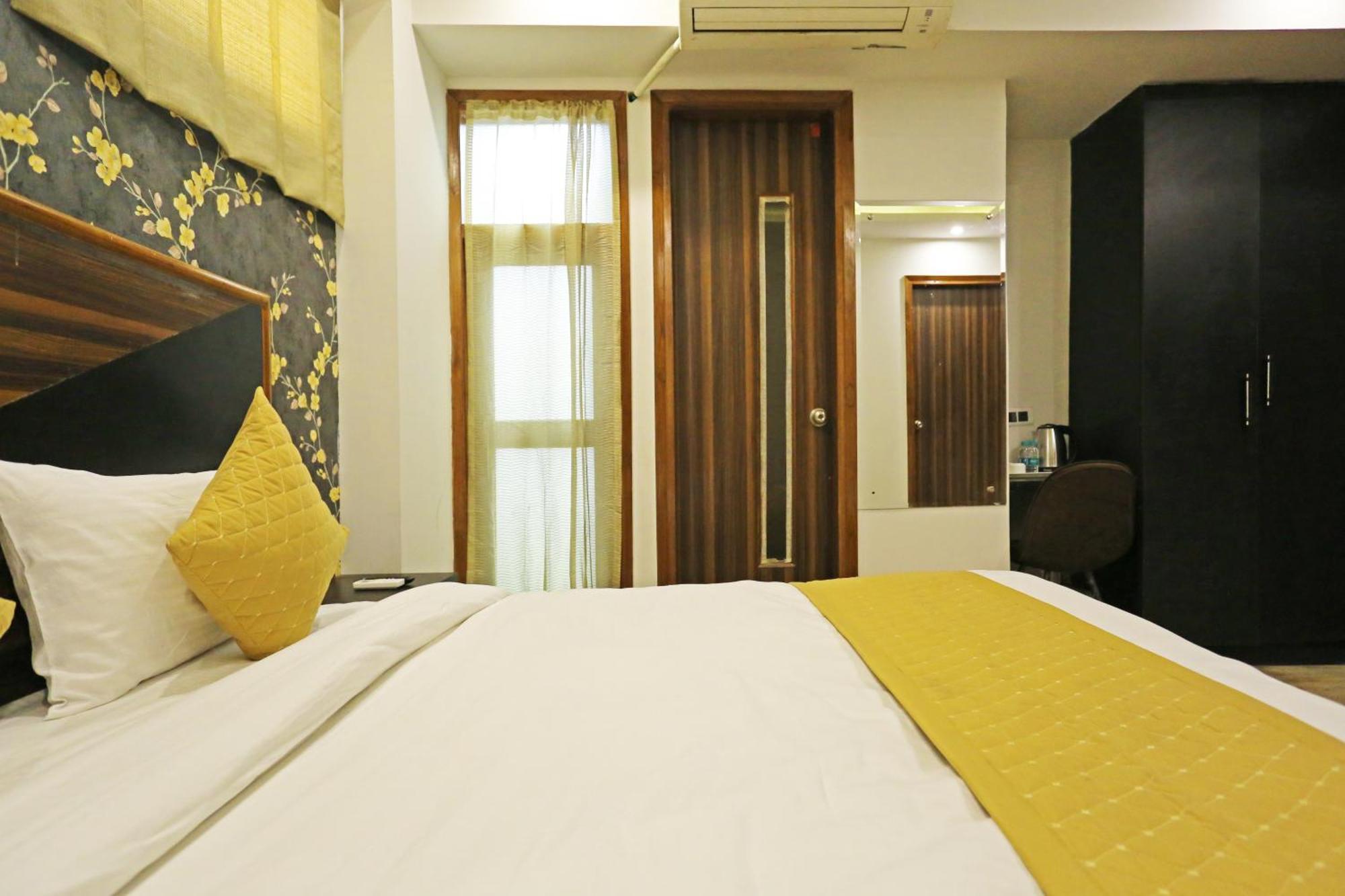 Hotel Linda Suites Near International Airport By La Casa New Delhi Extérieur photo